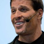 (Images) 20 Powerfully Motivating Tony Robbins Picture Quotes